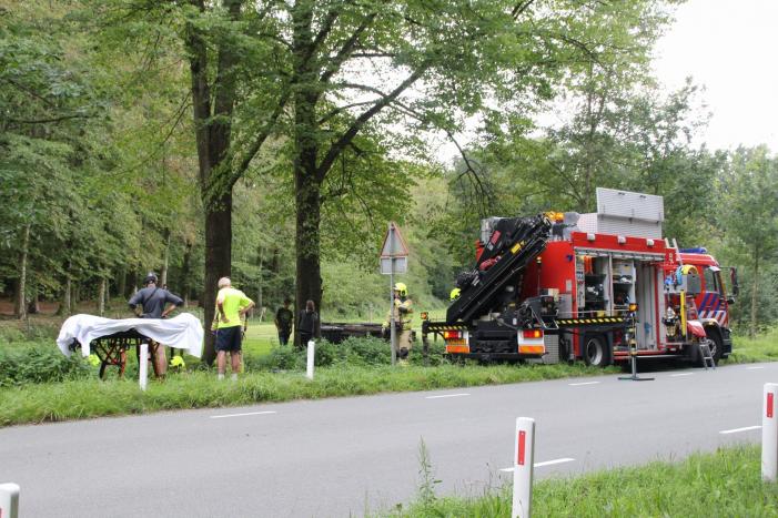 Persoon in greppel gevallen