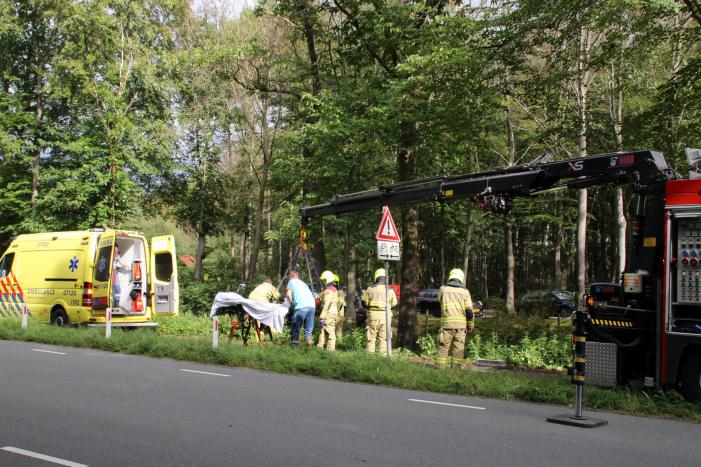 Persoon in greppel gevallen