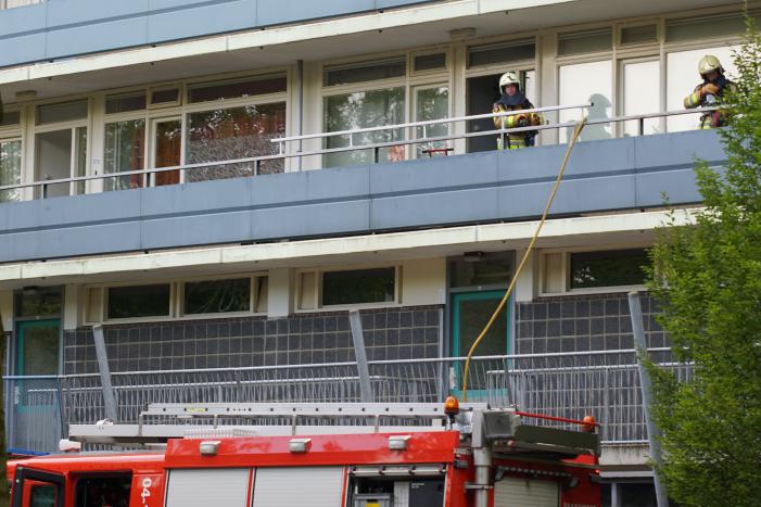 Brand op tweede verdieping flatgebouw