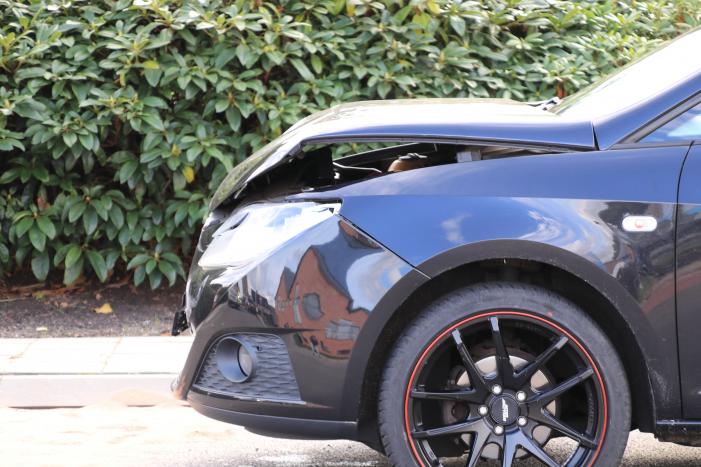 Gewonde bij kop-staart aanrijding