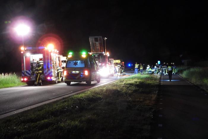 Twee personen bekneld bij zwaar ongeval