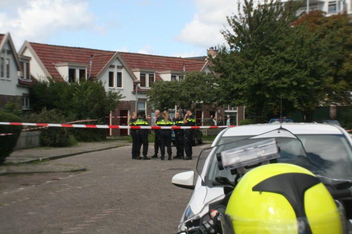 Overleden persoon aangetroffen na mogelijk misdrijf