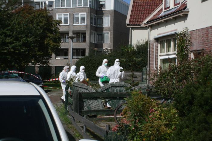 Overleden persoon aangetroffen na mogelijk misdrijf