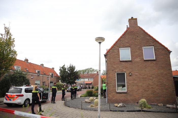 2-jarige peuter ernstig gewond na val uit raam