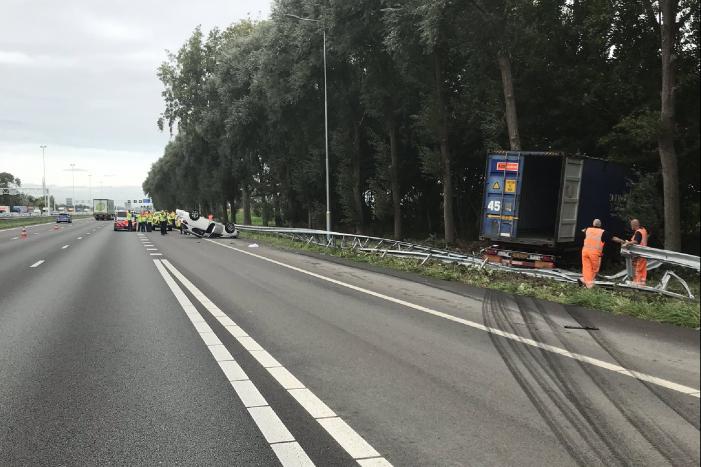 Ernstig ongeval op A16 met vrachtwagen