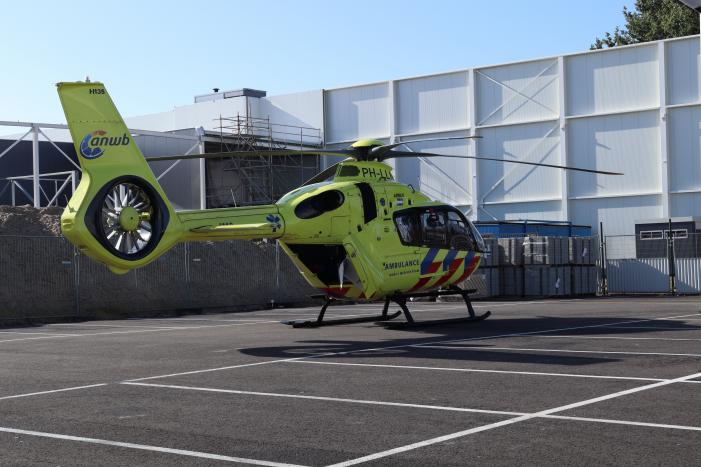 Drie personen gewond geraakt op bouwplaats na omvallen hoogwerker