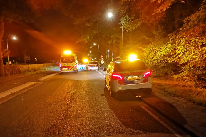 Fietsster gewond na aanrijding met auto