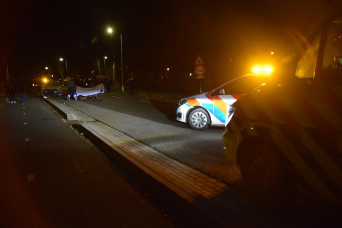 Fietsster gewond na aanrijding met auto