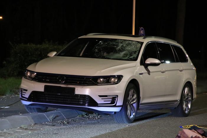Fietsster gewond na aanrijding met auto