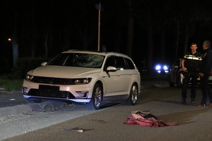 Fietsster gewond na aanrijding met auto