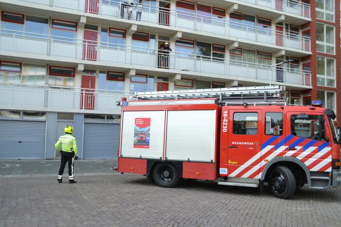 Magnetron in flatwoning vliegt in brand
