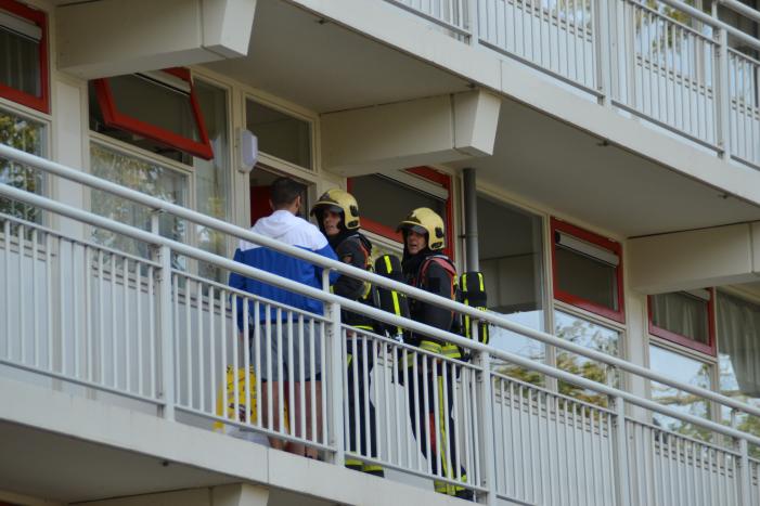 Magnetron in flatwoning vliegt in brand