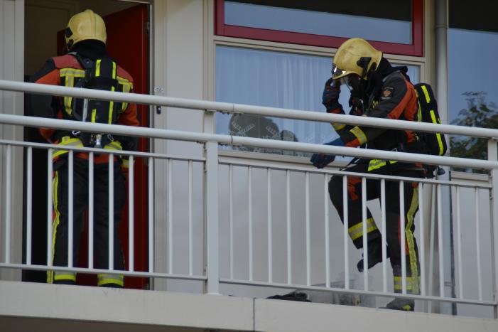 Magnetron in flatwoning vliegt in brand