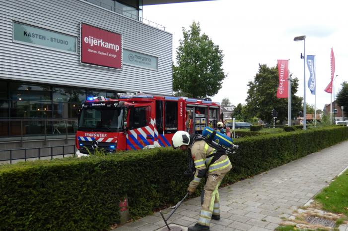 Autobrand in parkeergarage