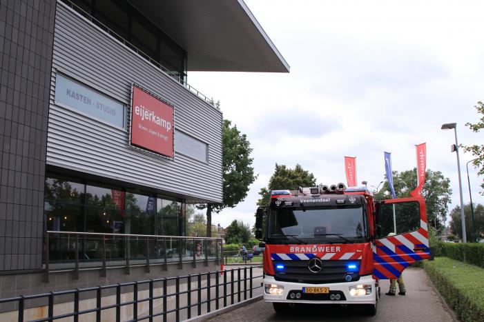 Autobrand in parkeergarage