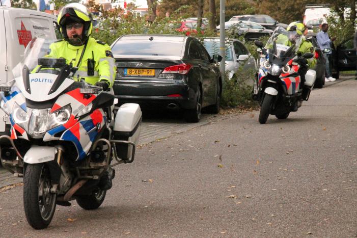 Blikschade bij botsing tussen drie auto's