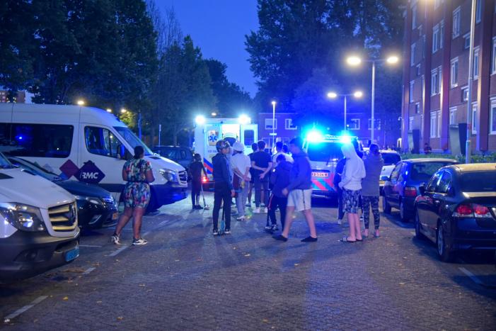 Persoon zwaargewond bij steekpartij