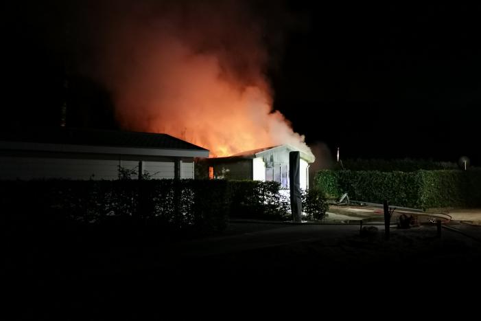 Flinke uitslaande brand in chalet