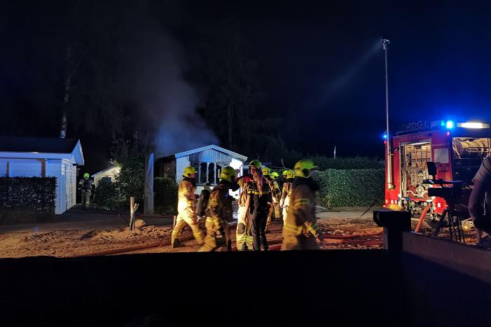 Flinke uitslaande brand in chalet