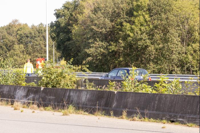 Twee rijstroken dicht na ongeluk op knooppunt Hoevelaken