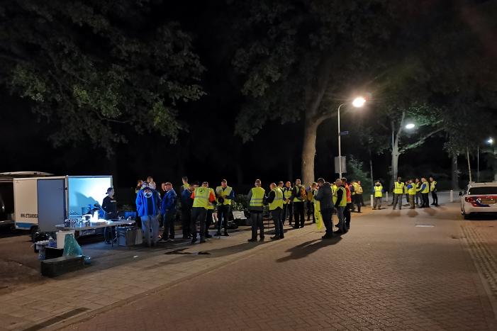 Politie zoekt met helikopter en speurhonden naar vermiste vrouw