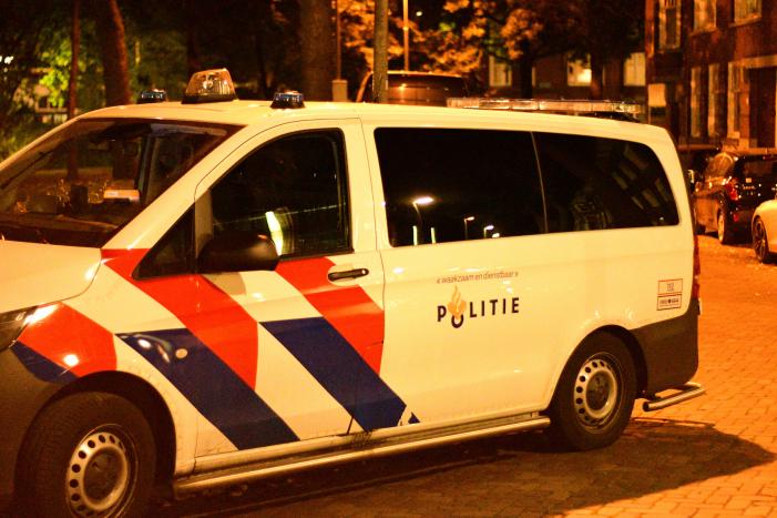 Twee gewapende mannen slaan op de vlucht na woningoverval