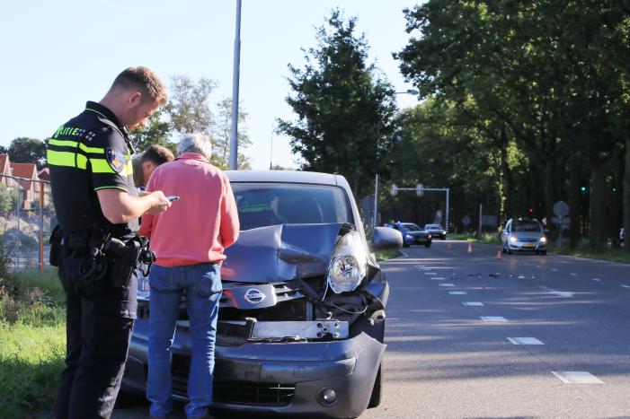 Veel schade bij kop-staartbotsing