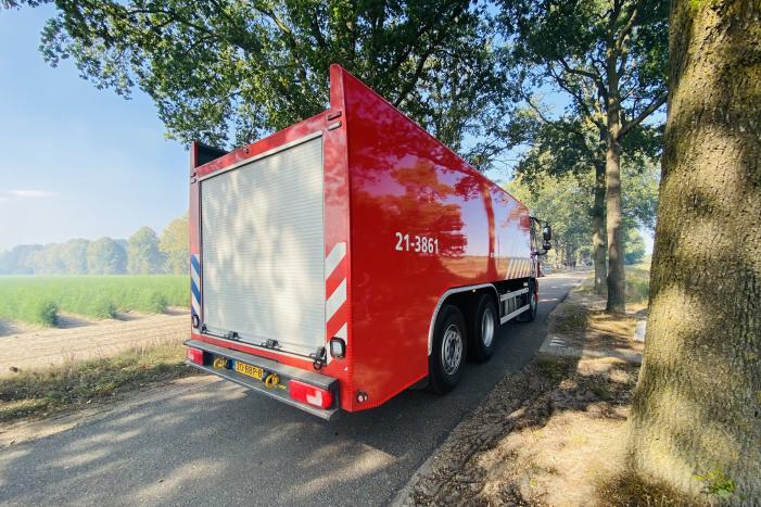 Grote bos heidebrand in natuurgebied