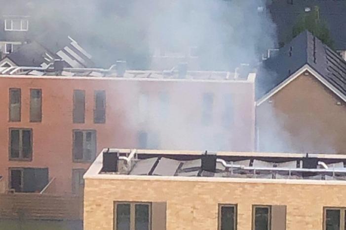 Veel rook bij brand in schuur