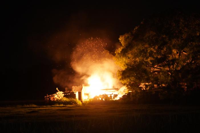 Flinke buitenbrand snel onder controle