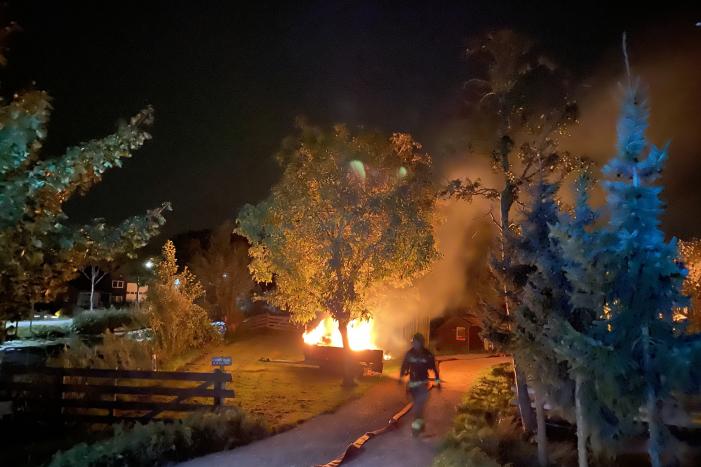 Flinke buitenbrand snel onder controle