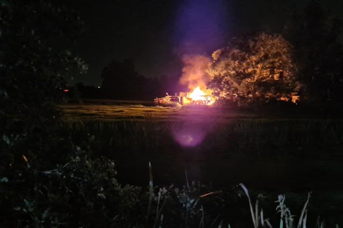 Flinke buitenbrand snel onder controle