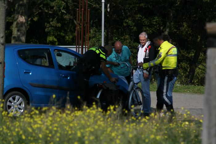 Vrouw gewond na aanrijding