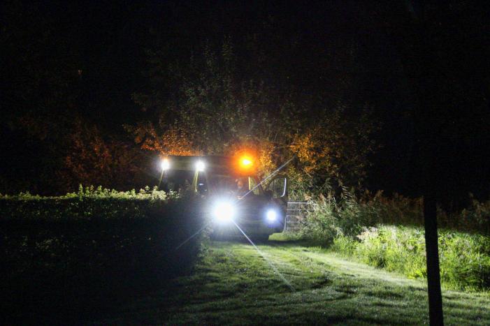 Vrouw gewond na val van dam