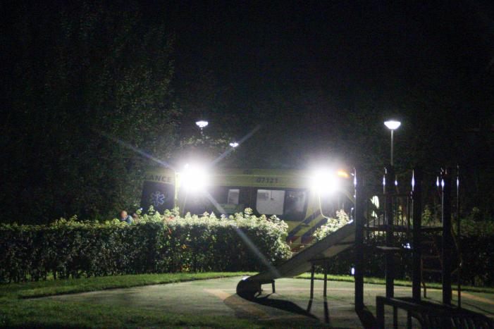 Vrouw gewond na val van dam