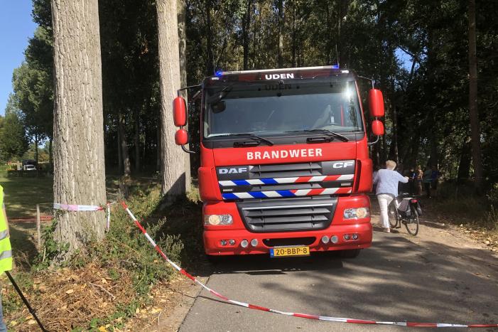 Grote schuurbrand veroorzaakt flinke rookwolken