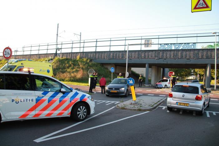 Overstekende fietser aangereden door automobiliste