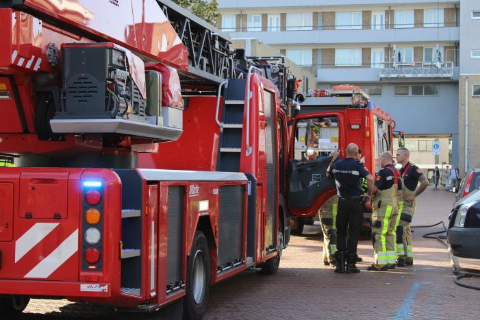 Vermoedelijk asbest vrijgekomen bij brand op dak van woning