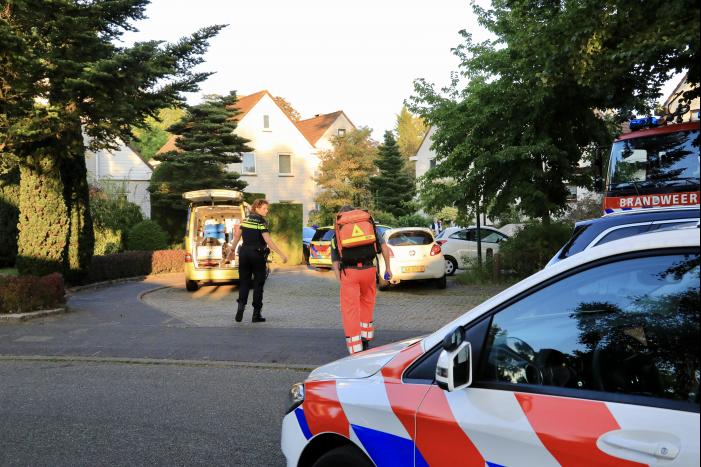 Traumahelikopter landt voor incident in woning