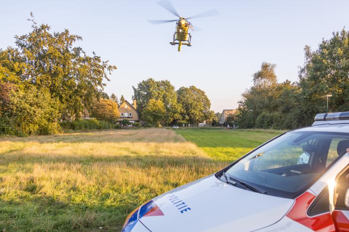 Traumahelikopter landt voor incident in woning