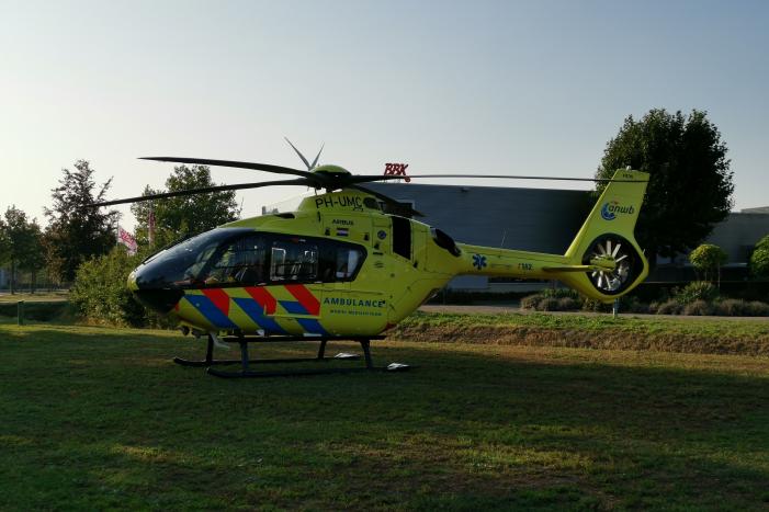 Motorrijder zwaargewond na aanrijding met auto