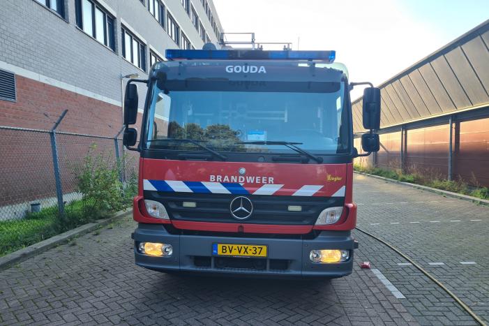 Flinke rookontwikkeling door brand in berg hooi