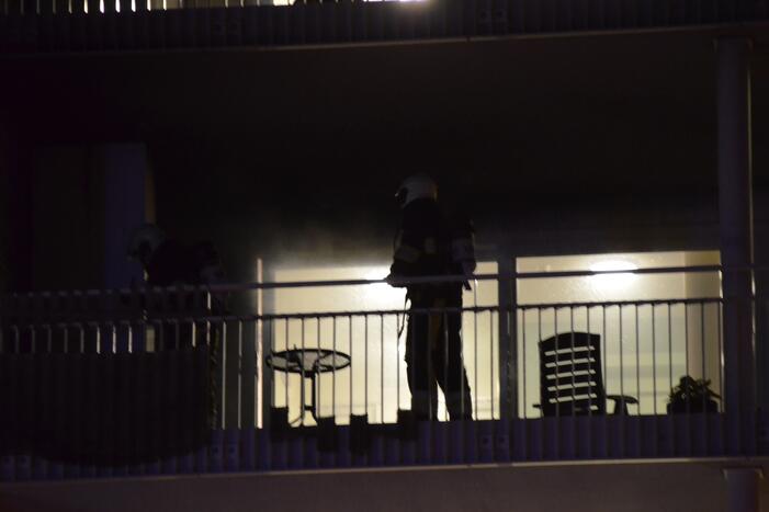 Appartementencomplex vol rook na grote brand