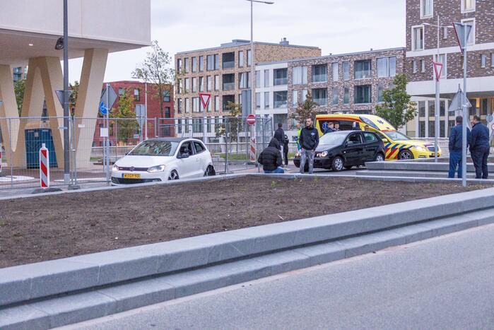 Flinke schade na aanrijding tussen twee auto's