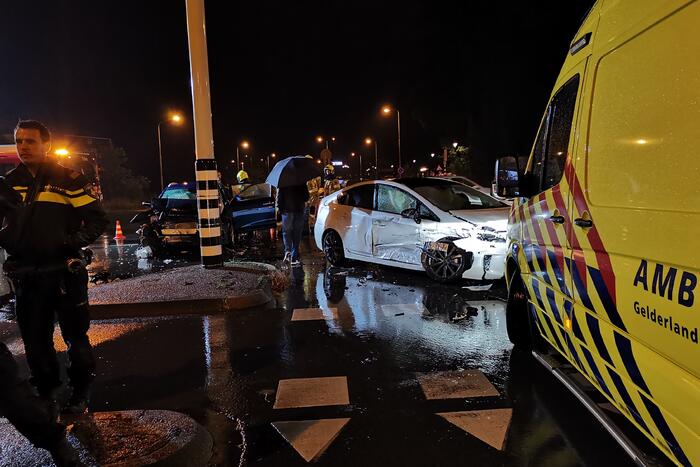 Gewonde bij aanrijding op kruising