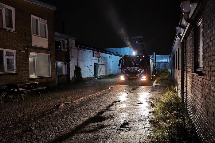 Brand in leegstaande loods