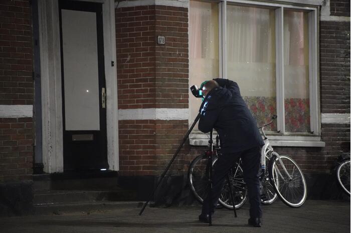 Eén gewonde bij schietpartij, politie doet onderzoek