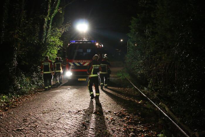 Flinke tak valt uit boom