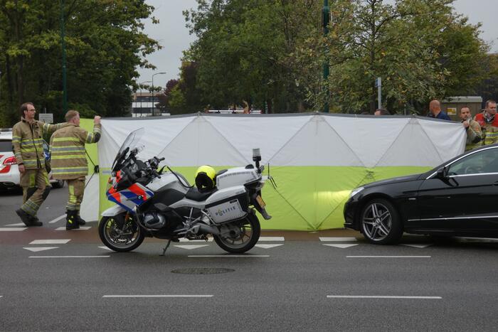 Scooterrijder ernstig gewond bij aanrijding met personenwagen