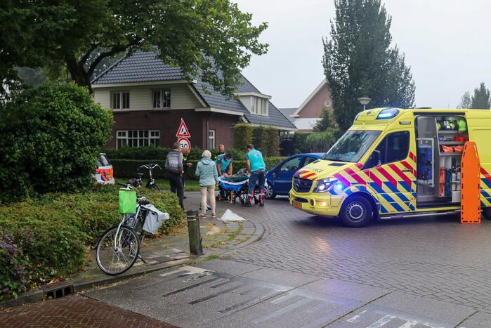 Fietsster aangereden door auto
